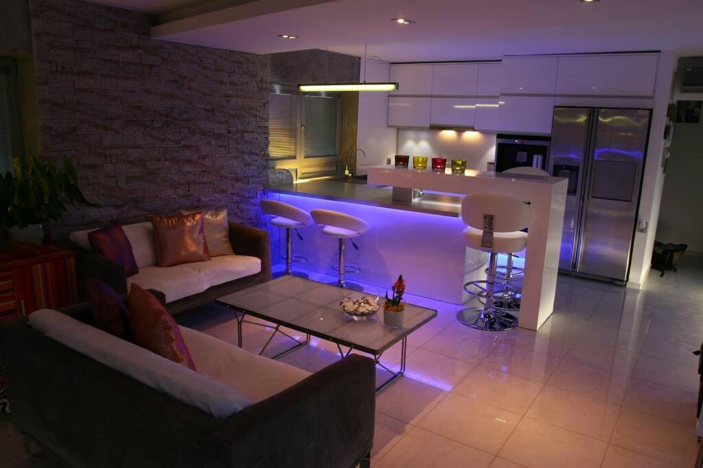 Nice Life - Luxury Apartment In The Old Town. Bratislava Eksteriør bilde