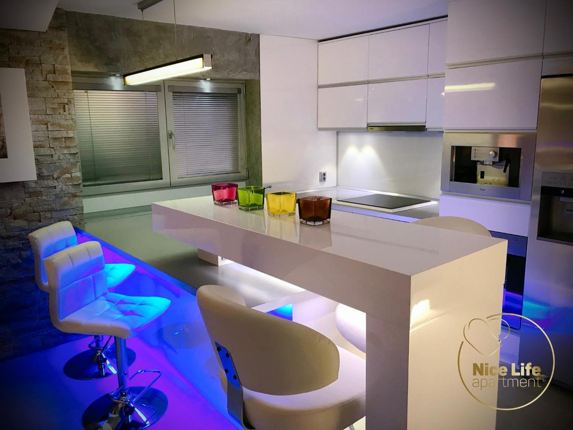 Nice Life - Luxury Apartment In The Old Town. Bratislava Eksteriør bilde