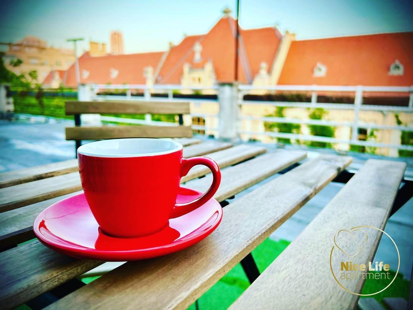 Nice Life - Luxury Apartment In The Old Town. Bratislava Eksteriør bilde